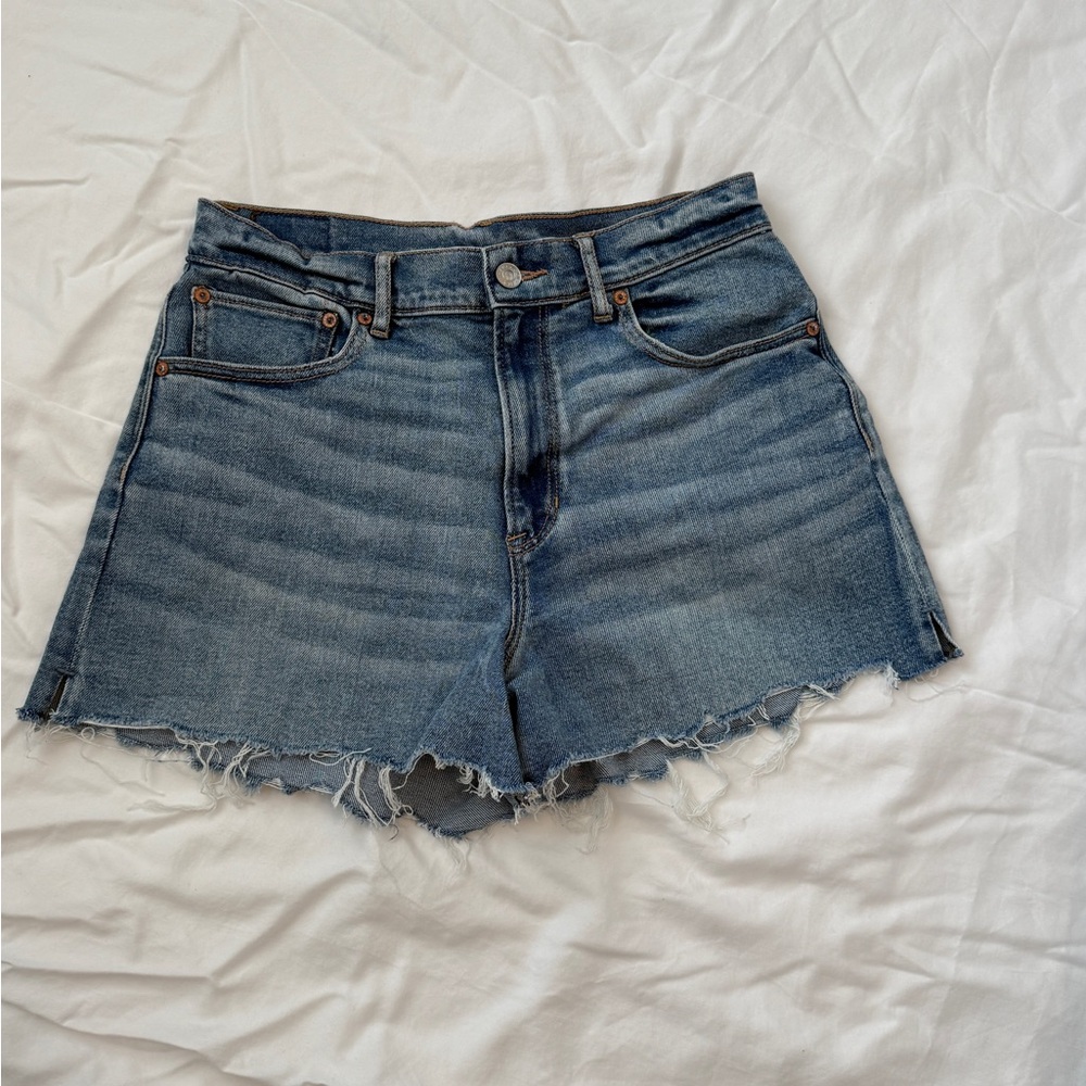 American Eagle Outfitters High Rise 90s Boyfriend Short